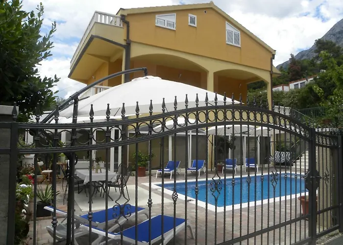 Anka Strman Apartamento Makarska