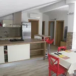 아파트 Anka Strman